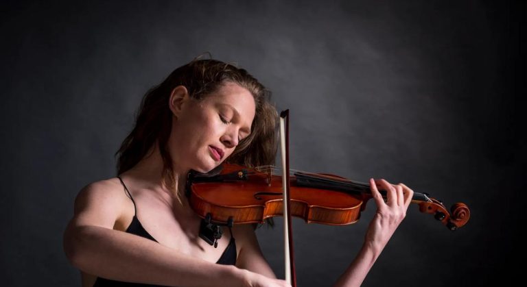 Onder Einaudi’s Vleugels — muziek in Waalwijk