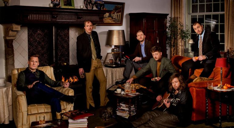 Bee Gees by Maincourse – Fame, Family & Tragedy — muziek in Waalwijk